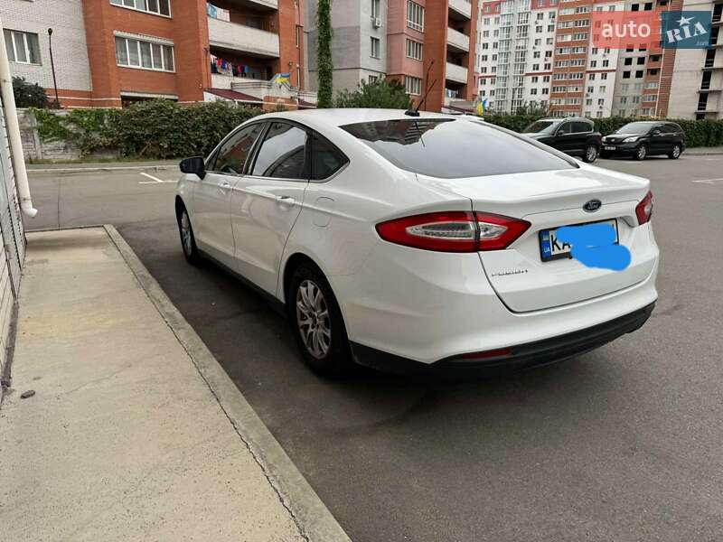 Седан Ford Fusion 2016 в Киеве