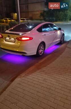 Седан Ford Fusion 2014 в Киеве
