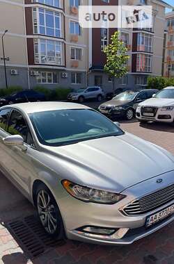 Седан Ford Fusion 2016 в 