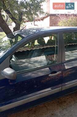 Хэтчбек Ford Fusion 2008 в 