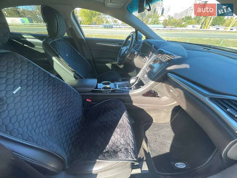 Седан Ford Fusion 2012 в Києві
