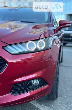 Седан Ford Fusion 2014 в Киеве