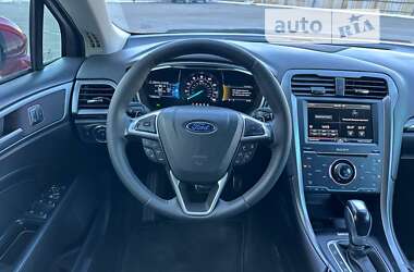 Седан Ford Fusion 2014 в Киеве