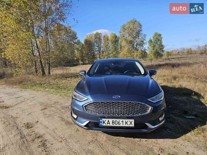 Седан Ford Fusion 2019 в Києві