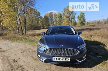 Седан Ford Fusion 2019 в Киеве