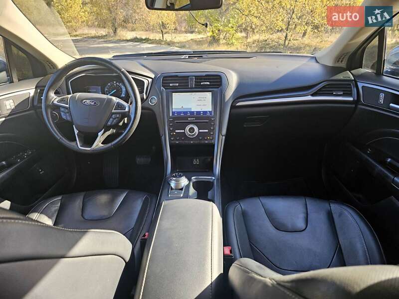 Седан Ford Fusion 2019 в Києві