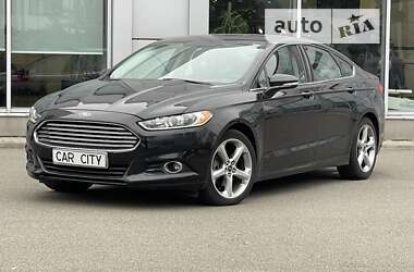 Седан Ford Fusion 2015 в Киеве