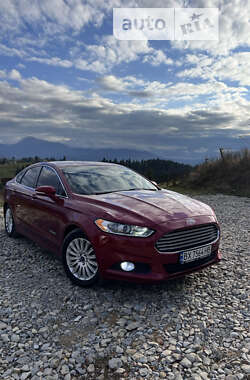 Седан Ford Fusion 2013 в Нетешине