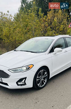 Седан Ford Fusion 2019 в Черкассах