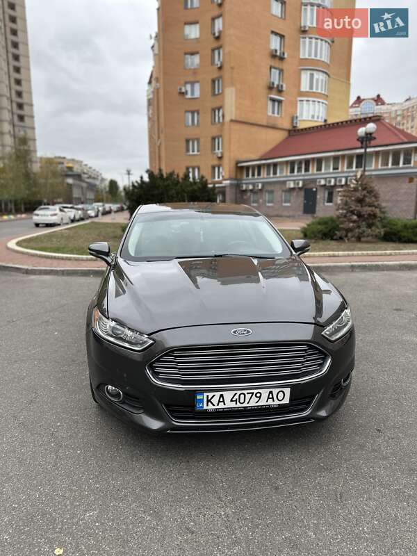 Ford Fusion 2015