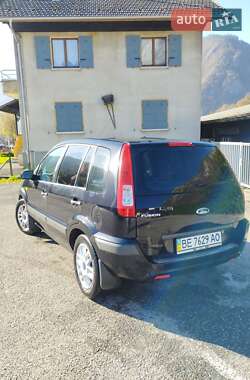 Хэтчбек Ford Fusion 2008 в 