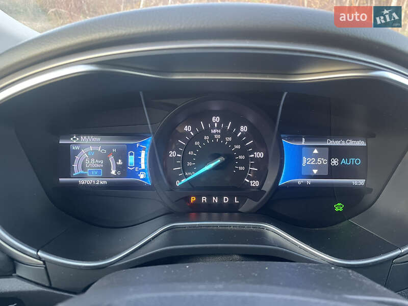Седан Ford Fusion 2014 в Львове