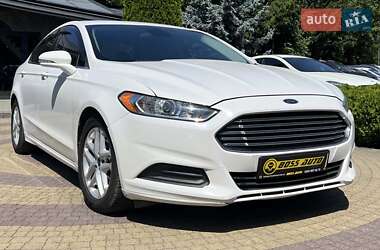 Седан Ford Fusion 2015 в Львове