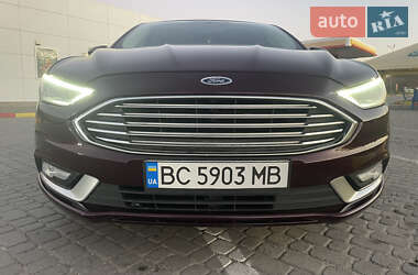 Седан Ford Fusion 2018 в Львове