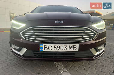 Седан Ford Fusion 2018 в Львове