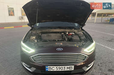 Седан Ford Fusion 2018 в Львове