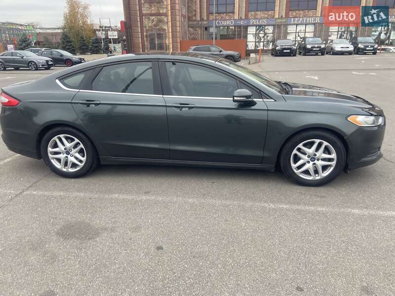Седан Ford Fusion 2015 в Броварах