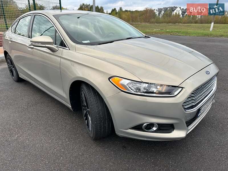 Седан Ford Fusion 2015 в Киеве