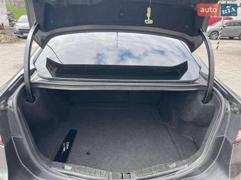 Седан Ford Fusion 2016 в Києві фото 14 Седан Ford Fusion 2016 в Києві