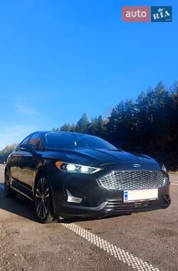 Седан Ford Fusion 2020 в 