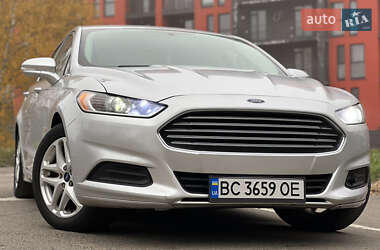 Седан Ford Fusion 2016 в Львові