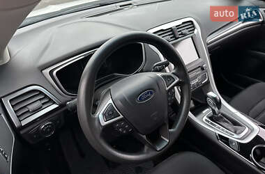 Седан Ford Fusion 2014 в Одесі