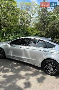 Седан Ford Fusion 2019 в Львове