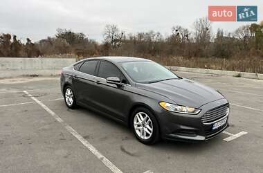 Седан Ford Fusion 2015 в Ірпені