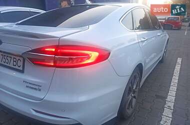 Седан Ford Fusion 2019 в Одессе