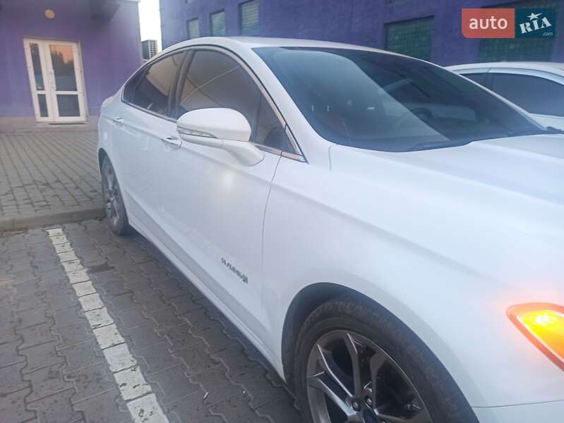 Седан Ford Fusion 2019 в Одессе