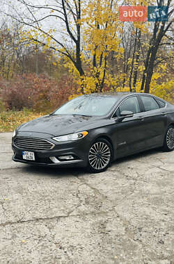 Седан Ford Fusion 2017 в Южноукраїнську