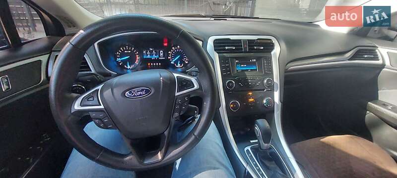 Седан Ford Fusion 2015 в Тернополе