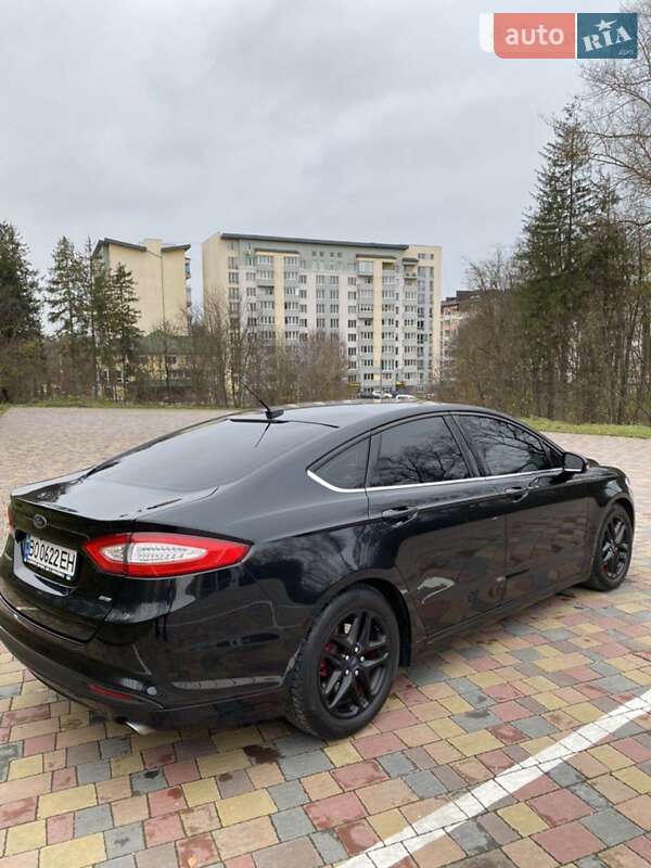 Седан Ford Fusion 2015 в Тернополе