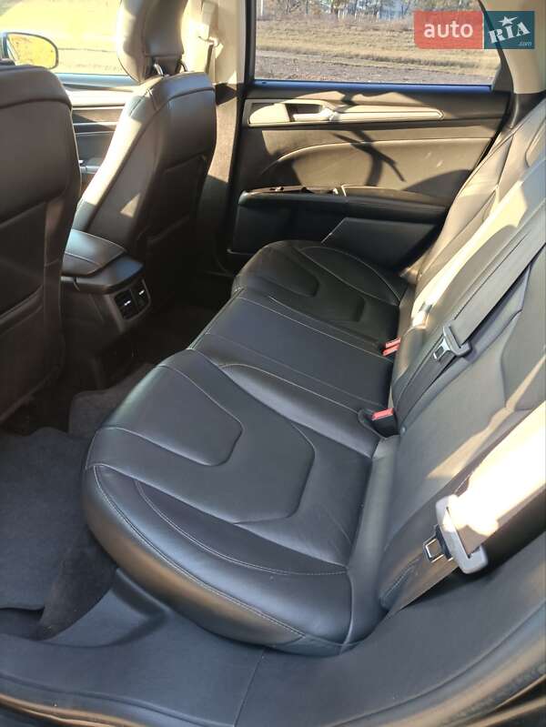 Седан Ford Fusion 2014 в Києві
