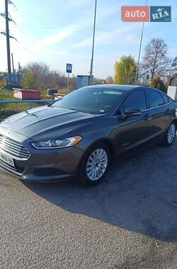 Седан Ford Fusion 2015 в Кагарлыке