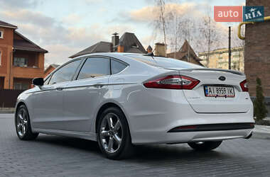 Седан Ford Fusion 2013 в Полтаві