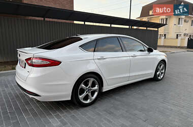 Седан Ford Fusion 2013 в Полтаві