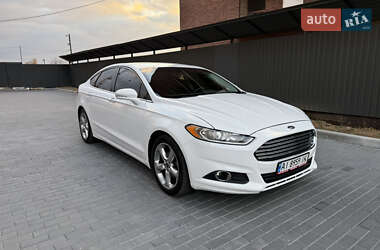 Седан Ford Fusion 2013 в Полтаві