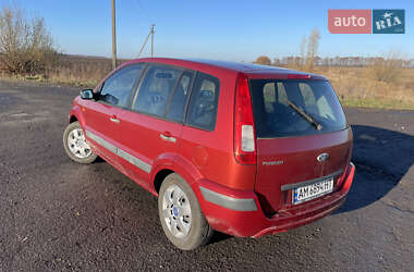 Хэтчбек Ford Fusion 2005 в Попельне