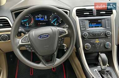 Седан Ford Fusion 2015 в Киеве