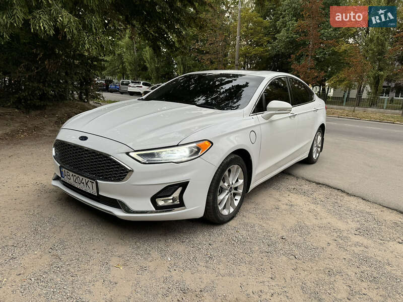 Седан Ford Fusion 2019 в Виннице фото Седан Ford Fusion 2019 в Виннице