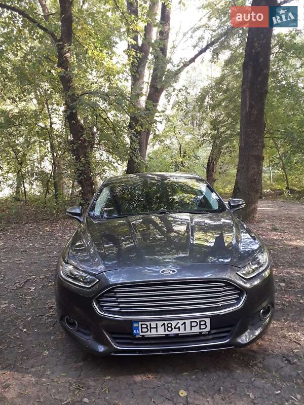 Седан Ford Fusion 2015 в Одессе
