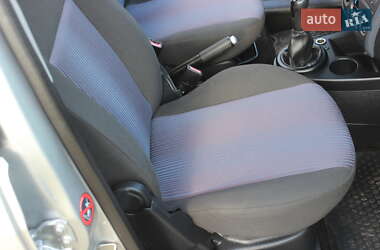 Хэтчбек Ford Fusion 2008 в 