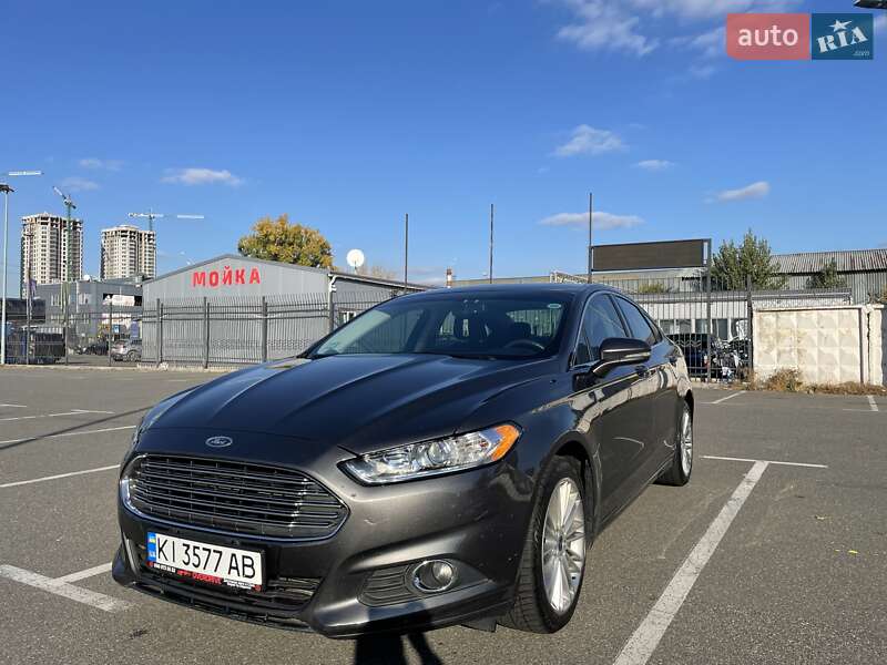 Седан Ford Fusion 2016 в Києві