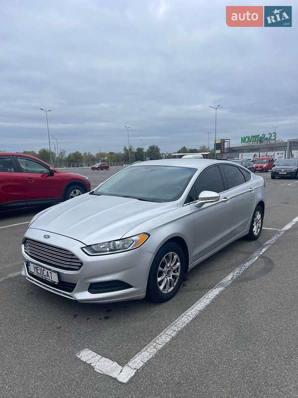Седан Ford Fusion 2015 в Киеве