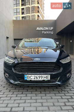 Седан Ford Fusion 2013 в Львове