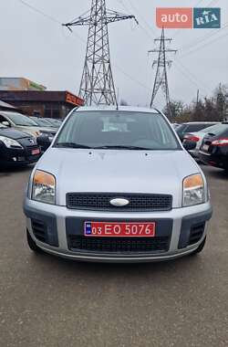 Хэтчбек Ford Fusion 2006 в 