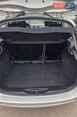 Хэтчбек Ford Fusion 2006 в 