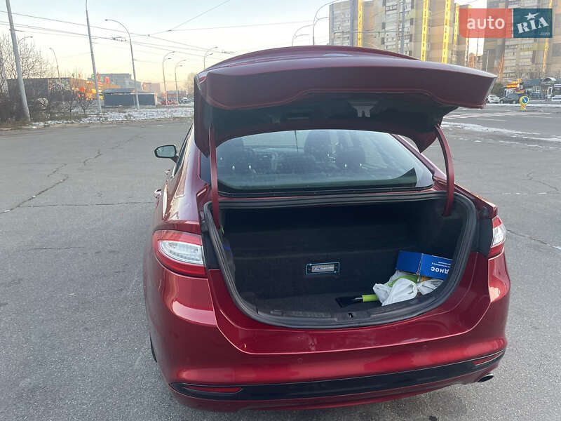 Седан Ford Fusion 2013 в Киеве