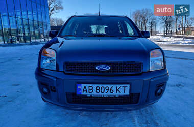 Хэтчбек Ford Fusion 2010 в Виннице